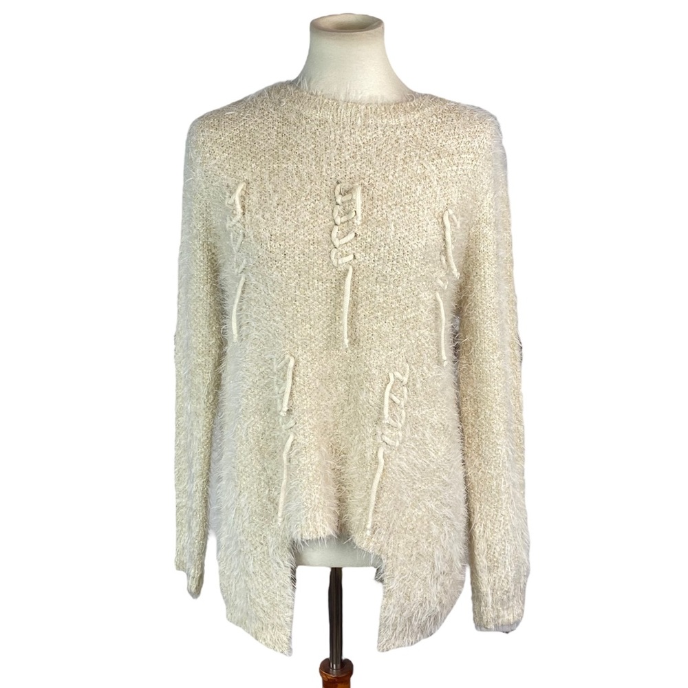 Woman’s Felicity fuzzy sweater size L/XL